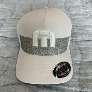 Travis Mathew Hat Flexfit S/M